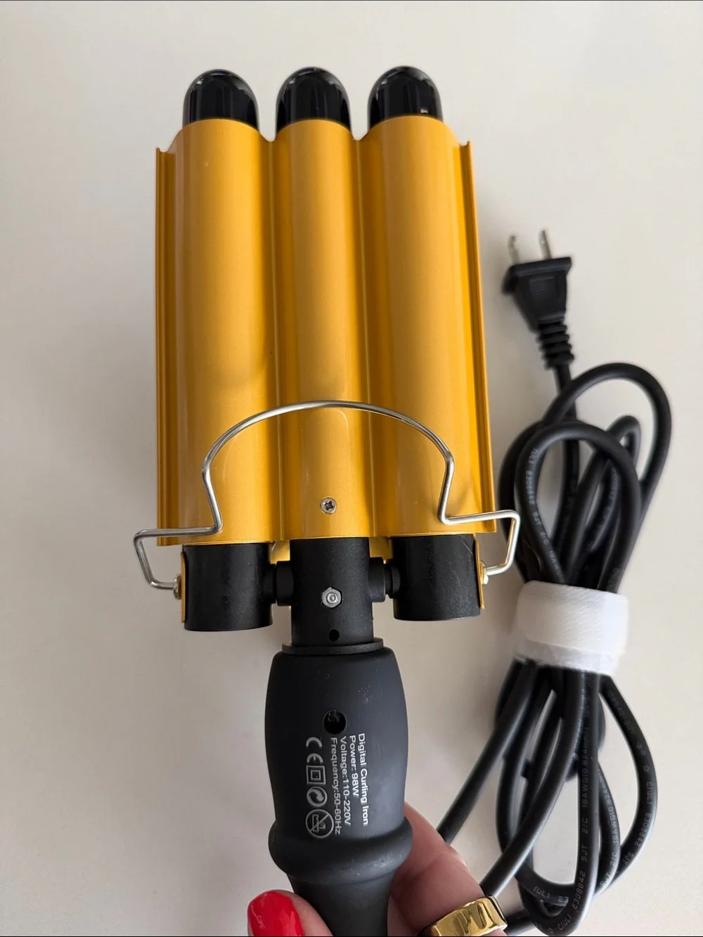 Alure Triple Barrel Hair Waver in Metallic Gold and Black